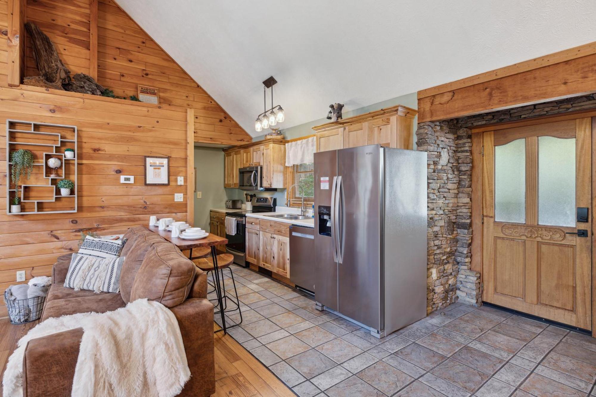 1 Min To The Parkway Spacious Cabin W 3 Suites And Extra Bedroom! Pigeon Forge Extérieur photo