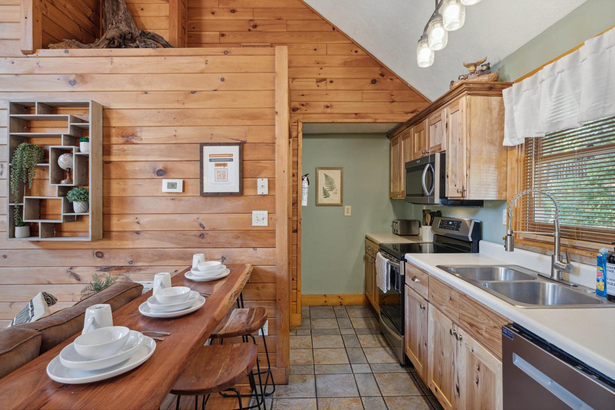 1 Min To The Parkway Spacious Cabin W 3 Suites And Extra Bedroom! Pigeon Forge Extérieur photo
